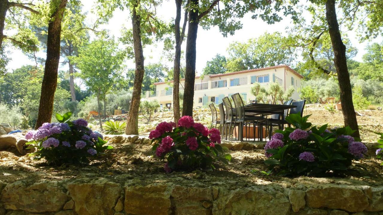 Le Vallon Des Oliviers Montauroux Exterior photo